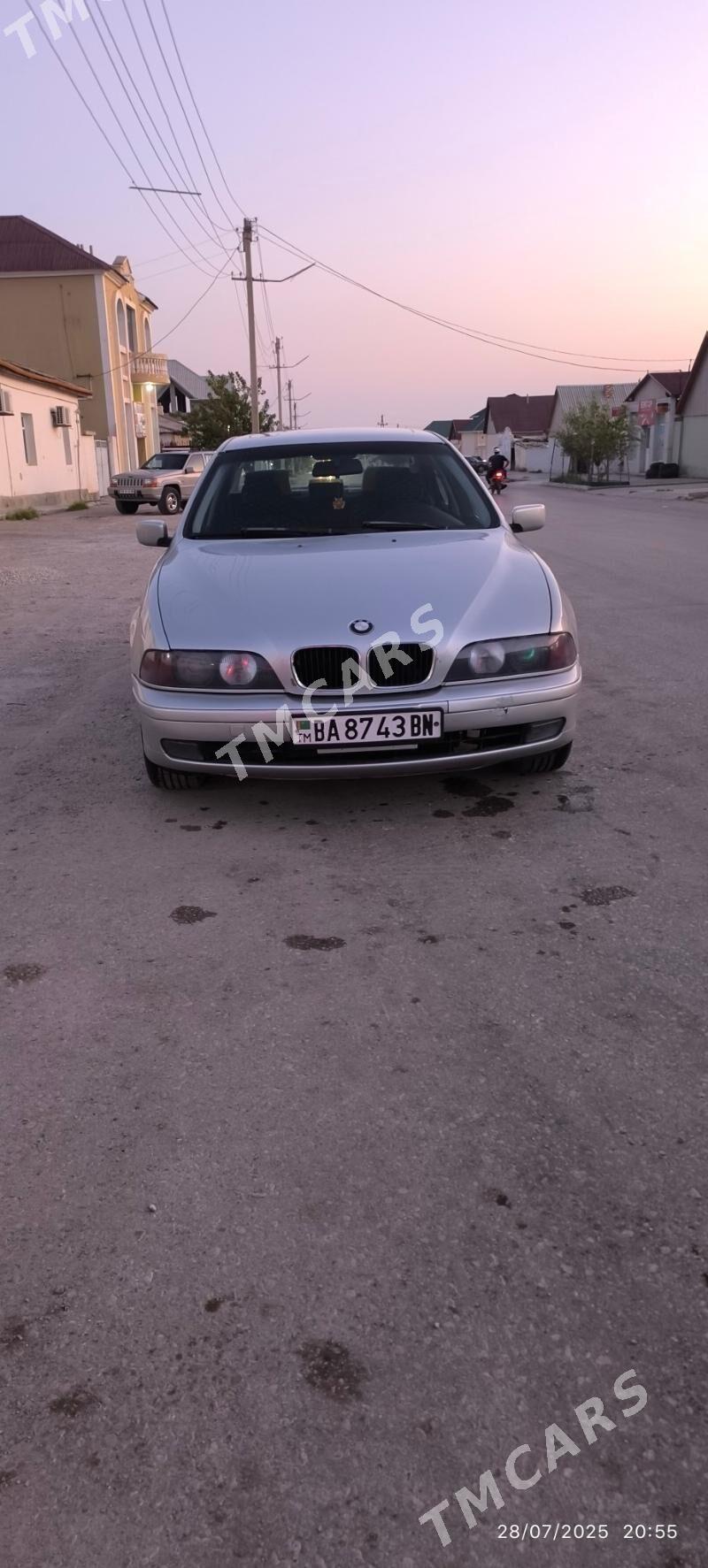 BMW 528 1996 - 79 000 TMT - Балканабат - img 2