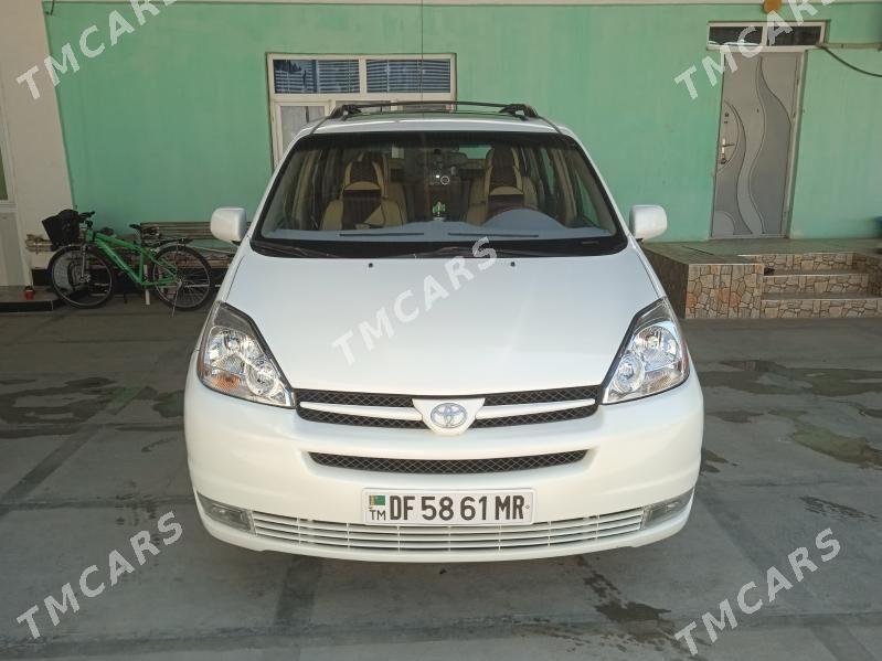 Toyota Sienna 2004 - 230 000 TMT - Векильбазар - img 3
