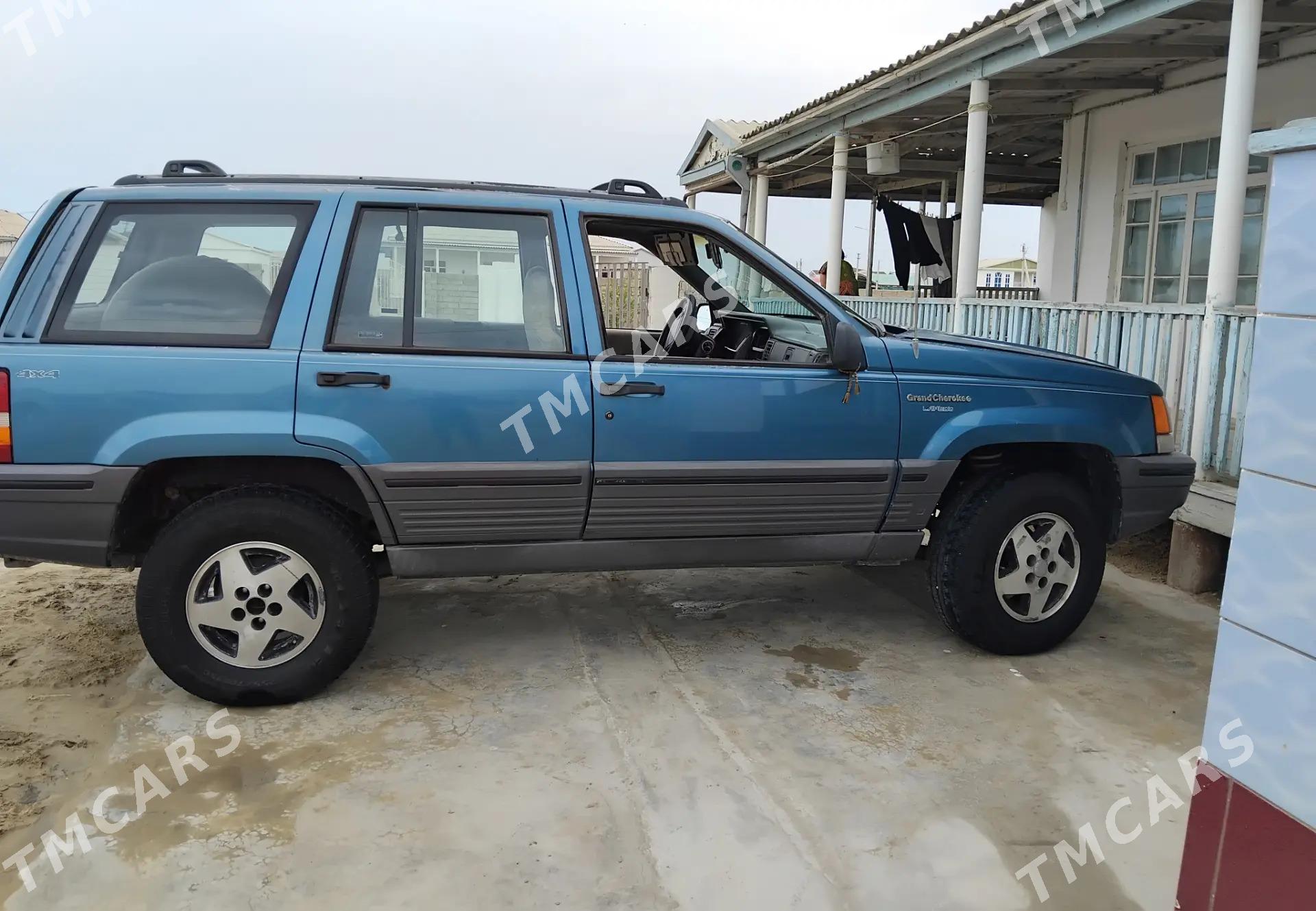 Jeep Grand Cherokee 1994 - 35 000 TMT - Esenguly - img 3