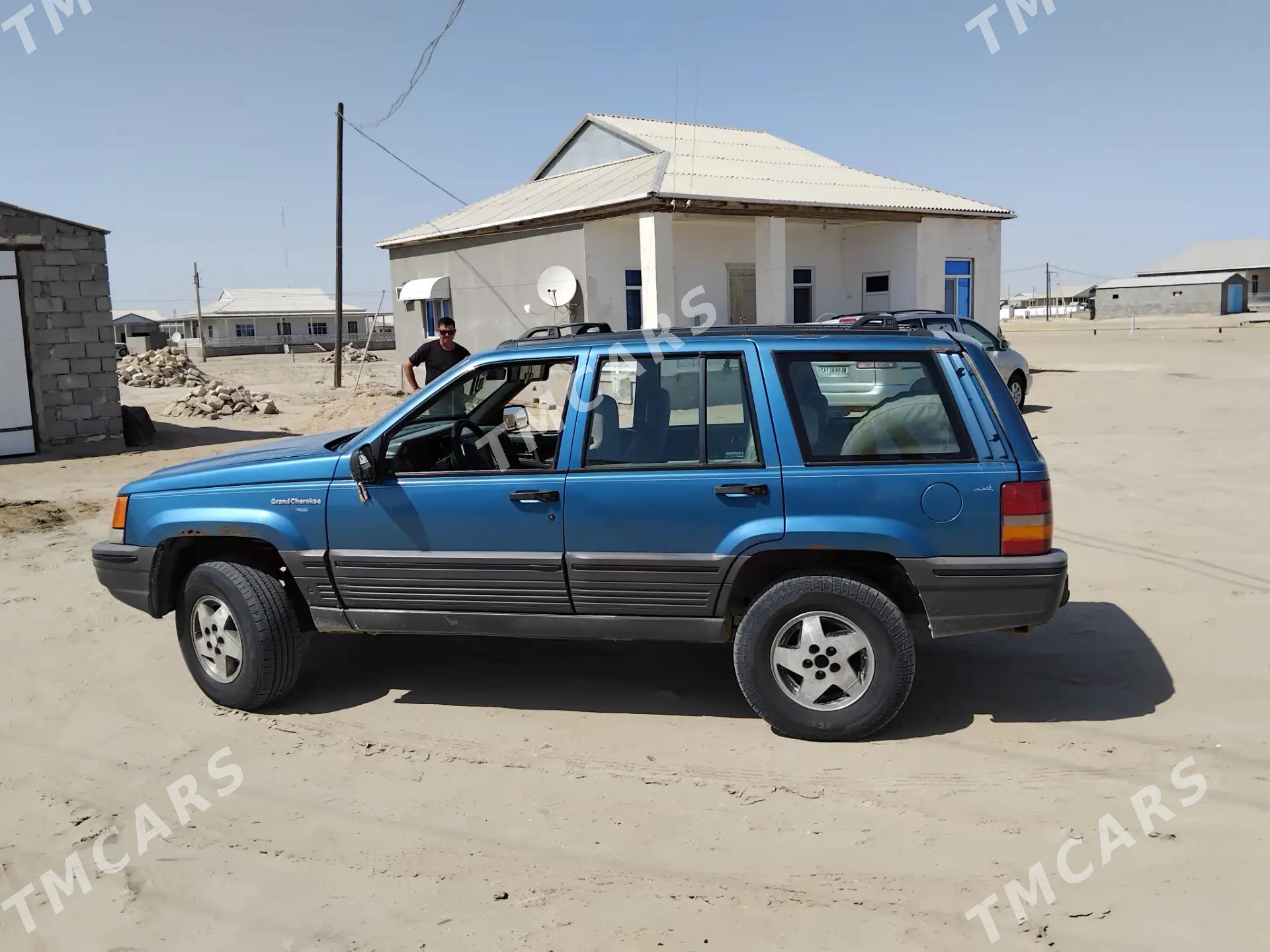 Jeep Grand Cherokee 1994 - 35 000 TMT - Esenguly - img 8