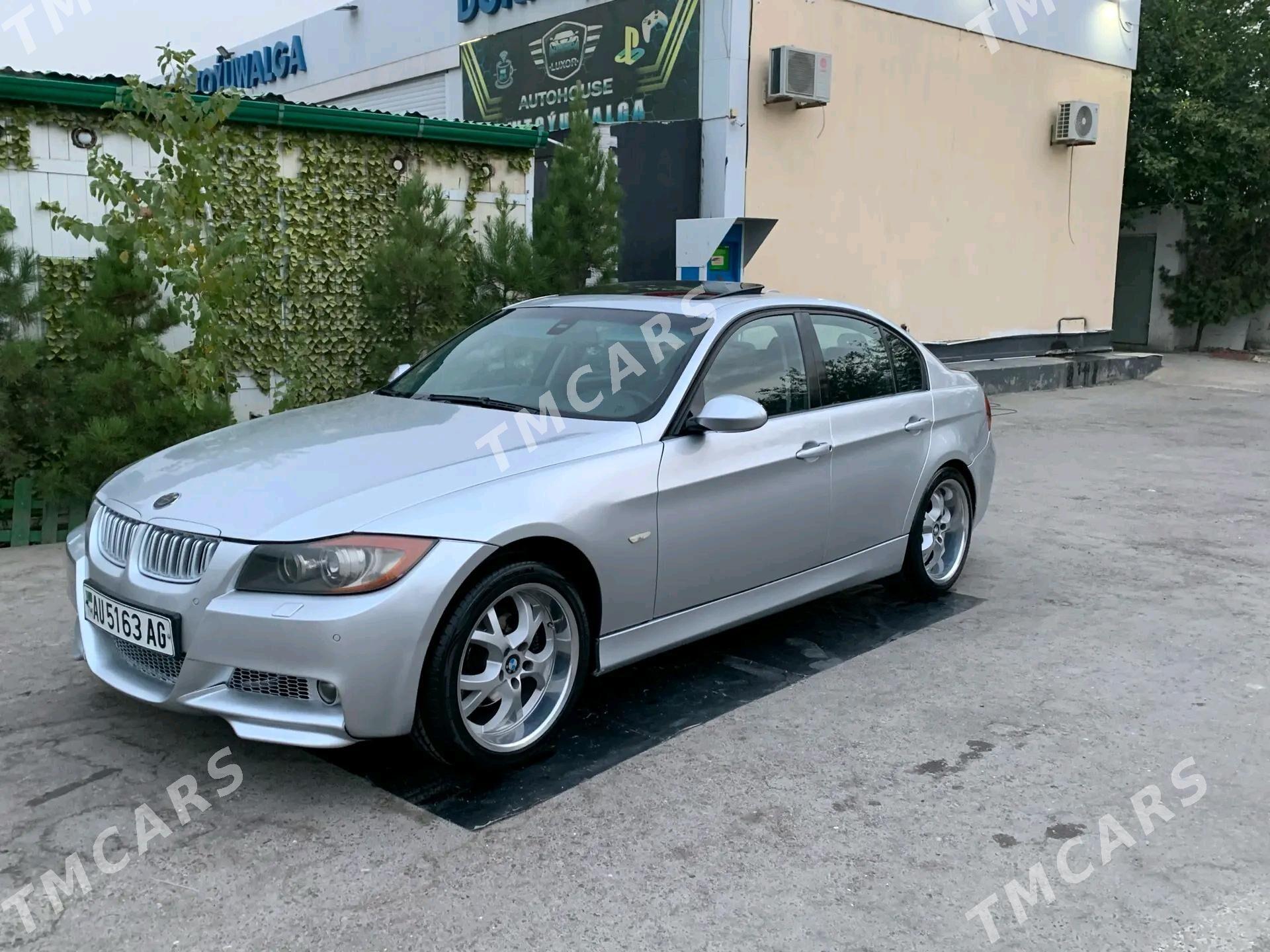BMW 330 2005 - 135 000 TMT - 8 mkr - img 2