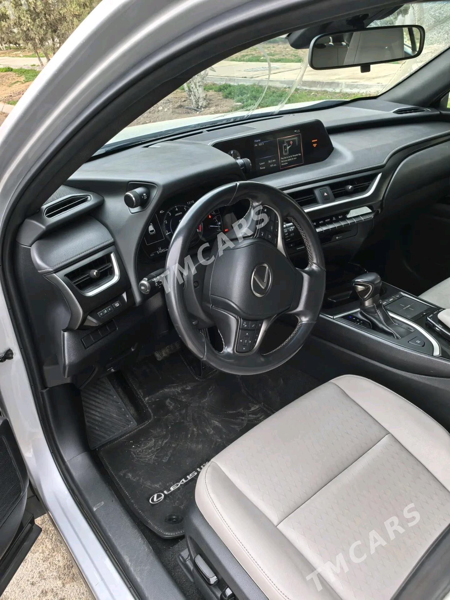 Lexus UX 200 2019 - 400 000 TMT - Mary - img 3