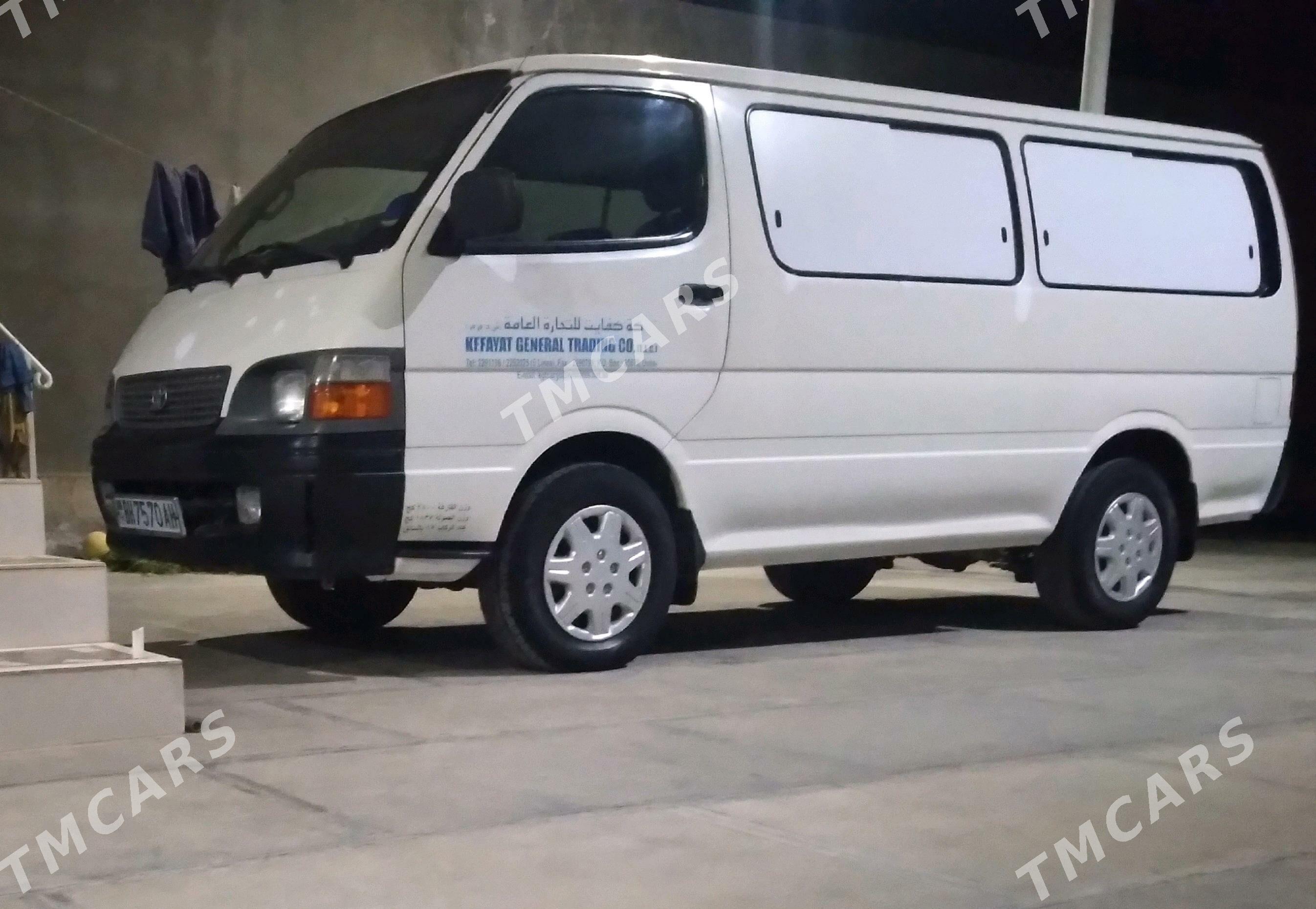 Toyota Hiace 2004 - 150 000 TMT - Теджен - img 4