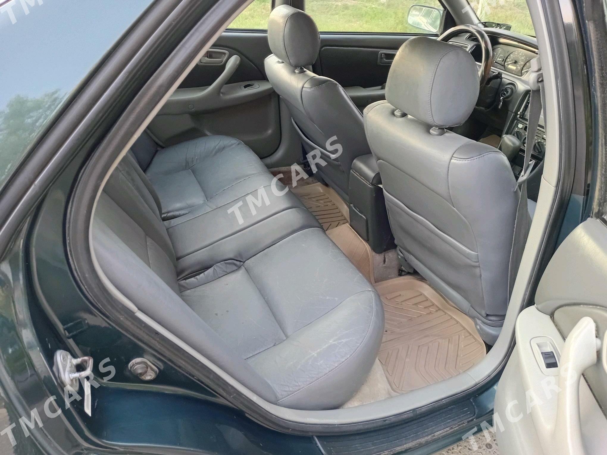 Toyota Camry 1997 - 118 000 TMT - Байрамали - img 4