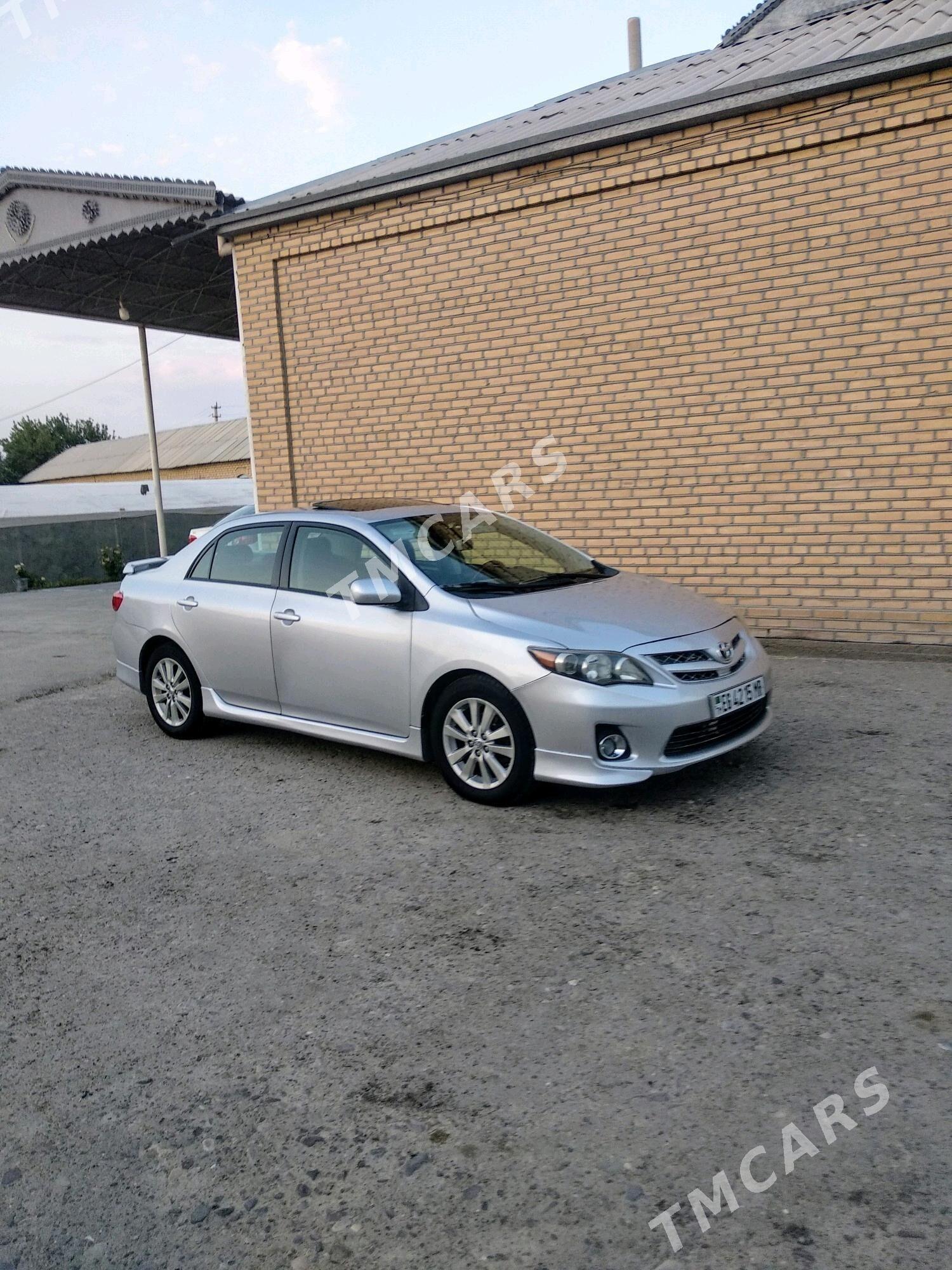 Toyota Corolla 2010 - 150 000 TMT - Мары - img 3
