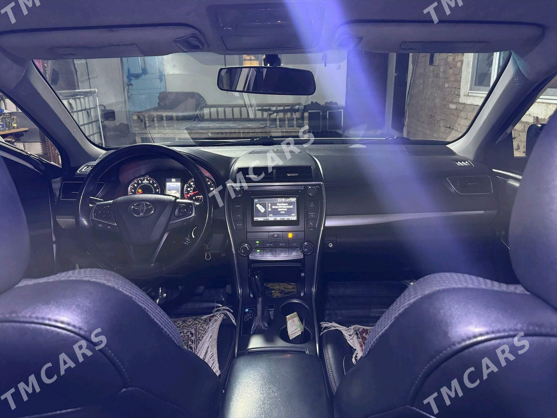 Toyota Camry 2017 - 230 000 TMT - Кака - img 10
