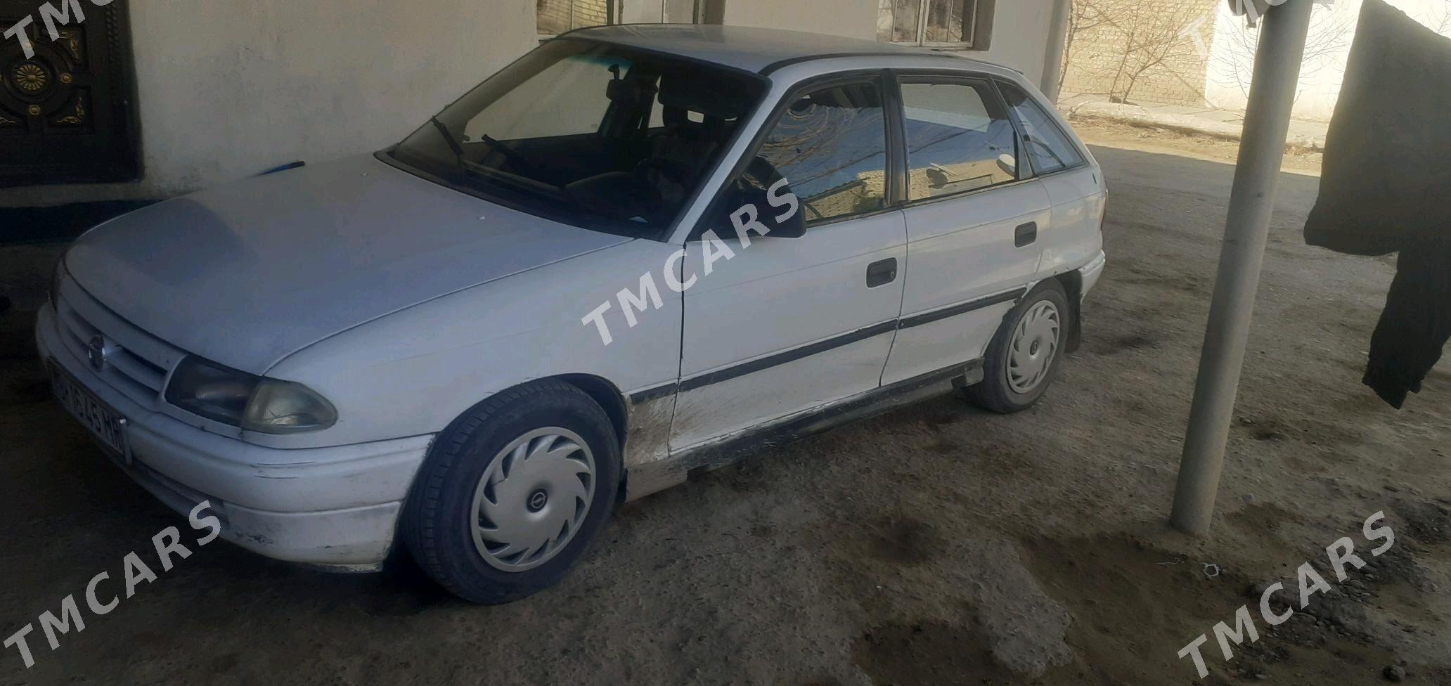 Opel Astra 1993 - 21 000 TMT - Мары - img 3