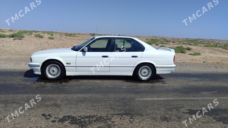 BMW 525 1990 - 60 000 TMT - Байрамали - img 4