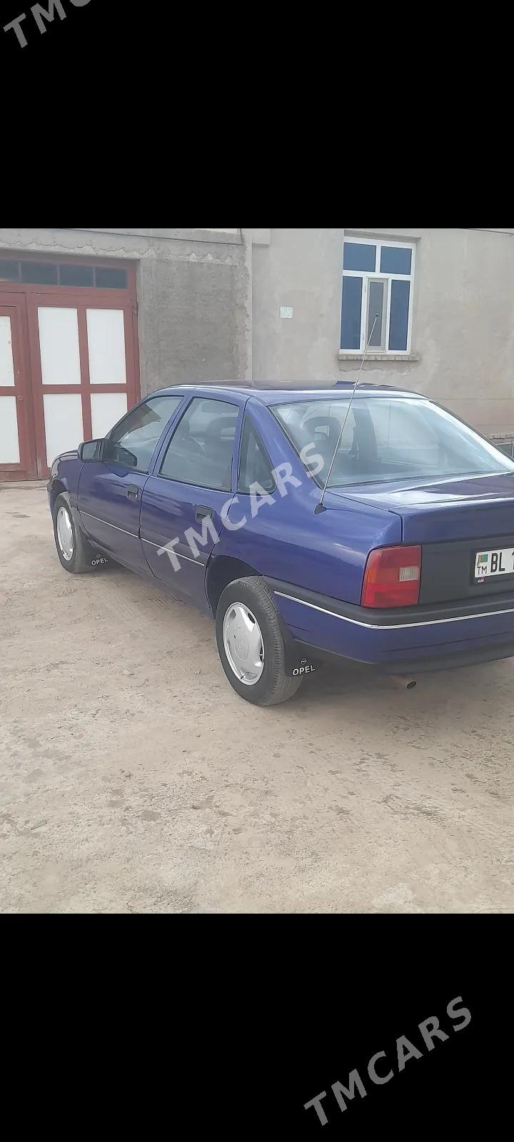Opel Vectra 1992 - 45 000 TMT - Шабатский этрап - img 3