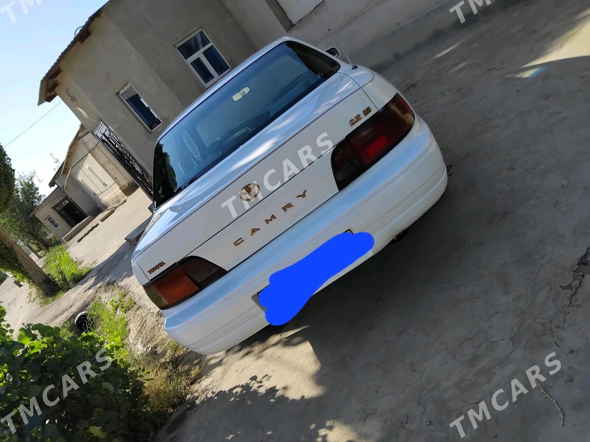Toyota Camry 1993 - 75 000 TMT - Кёнеургенч - img 3