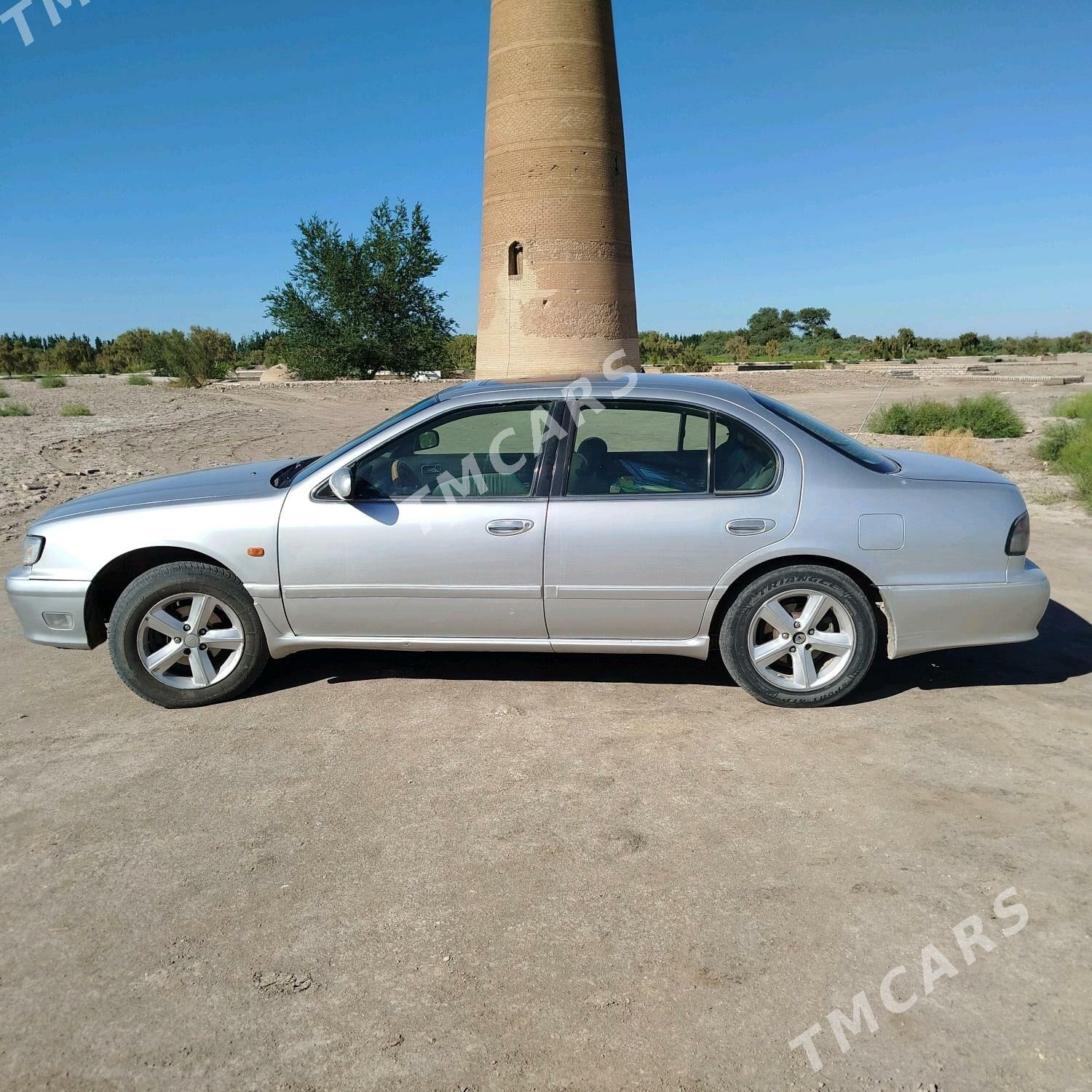 Nissan Cefiro 2000 - 75 000 TMT - Köneürgenç - img 6