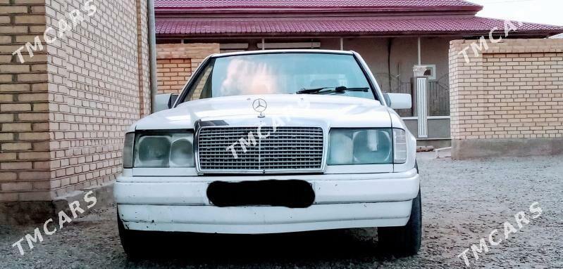 Mercedes-Benz C250 1987 - 25 000 TMT - Mary - img 2
