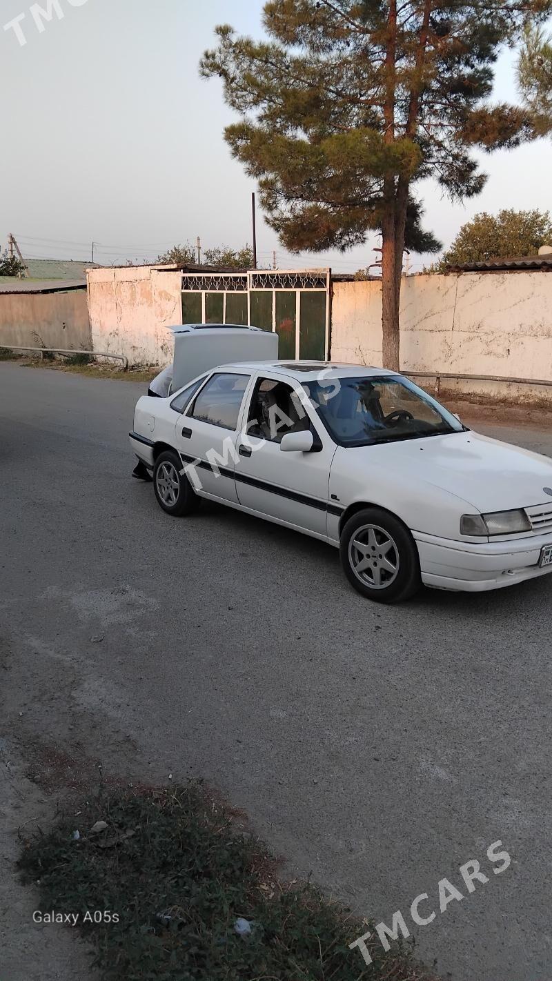 Opel Vectra 1991 - 32 000 TMT - 30 мкр - img 2