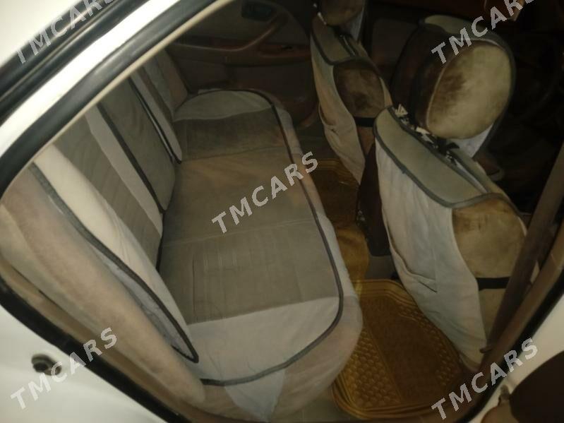 Toyota Camry 1998 - 100 000 TMT - Акдепе - img 4