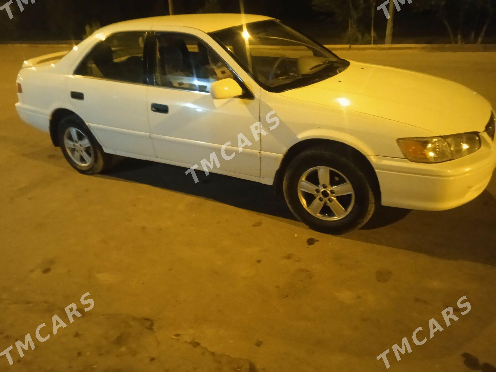 Toyota Camry 1998 - 100 000 TMT - Акдепе - img 5