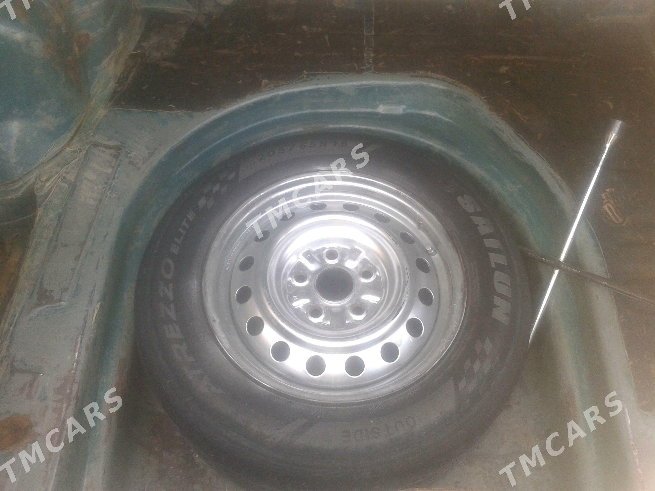 Toyota Camry 1995 - 75 000 TMT - Мары - img 3