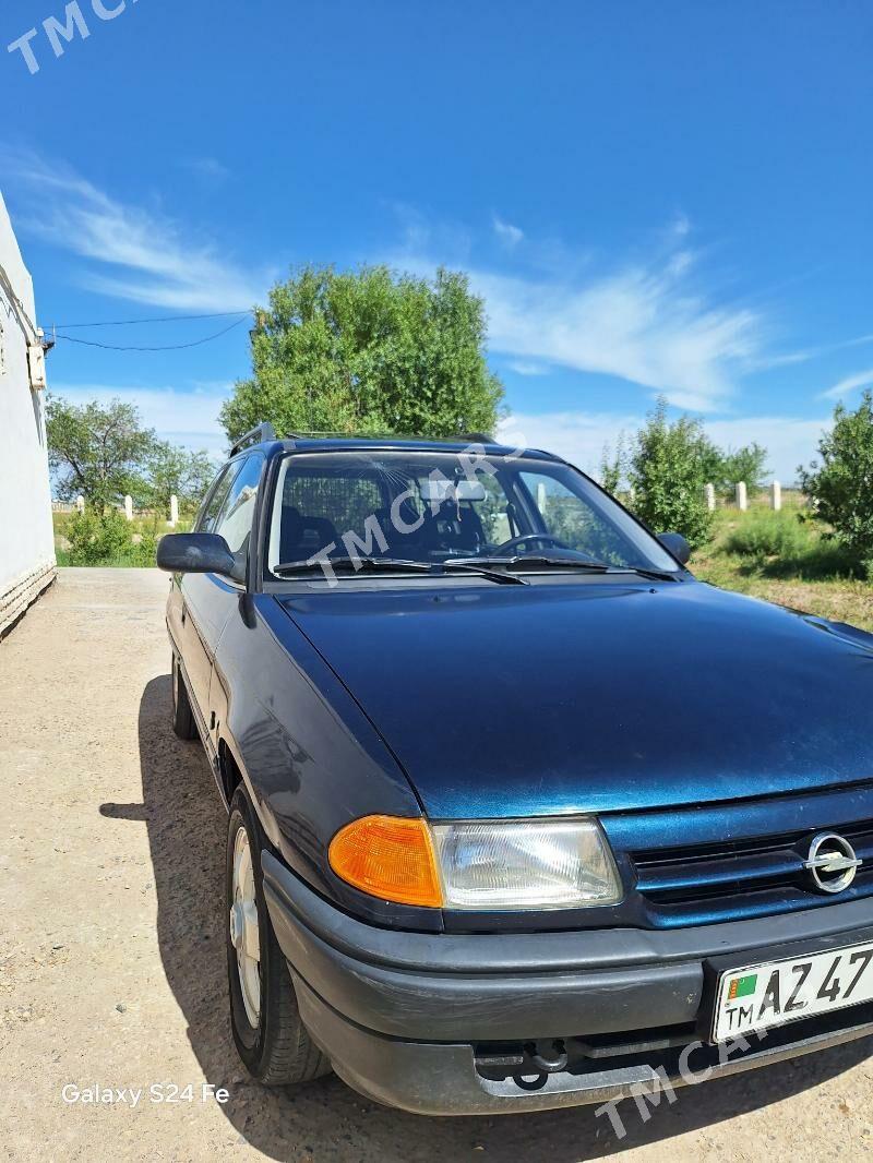 Opel Astra 1994 - 40 000 TMT - Дашогуз - img 3