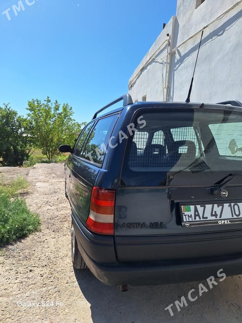Opel Astra 1994 - 40 000 TMT - Дашогуз - img 5