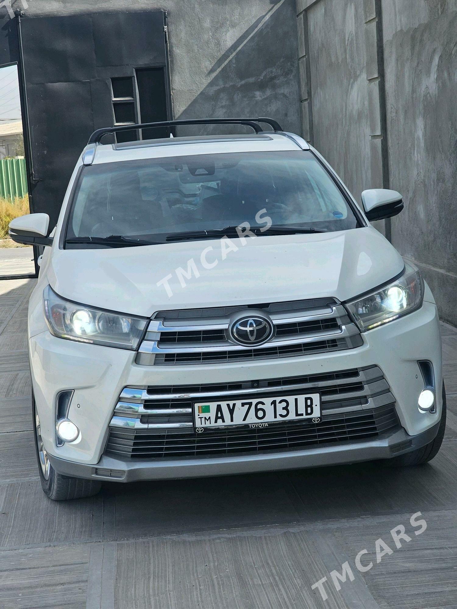 Toyota Highlander 2018 - 500 000 TMT - Туркменабат - img 4