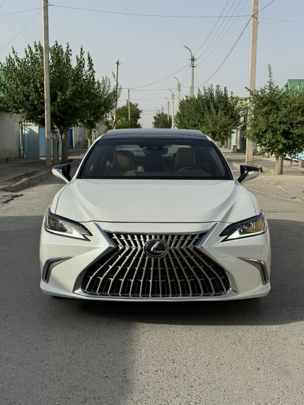 Lexus ES 350 2021 - 570 000 TMT - Büzmeýin - img 4