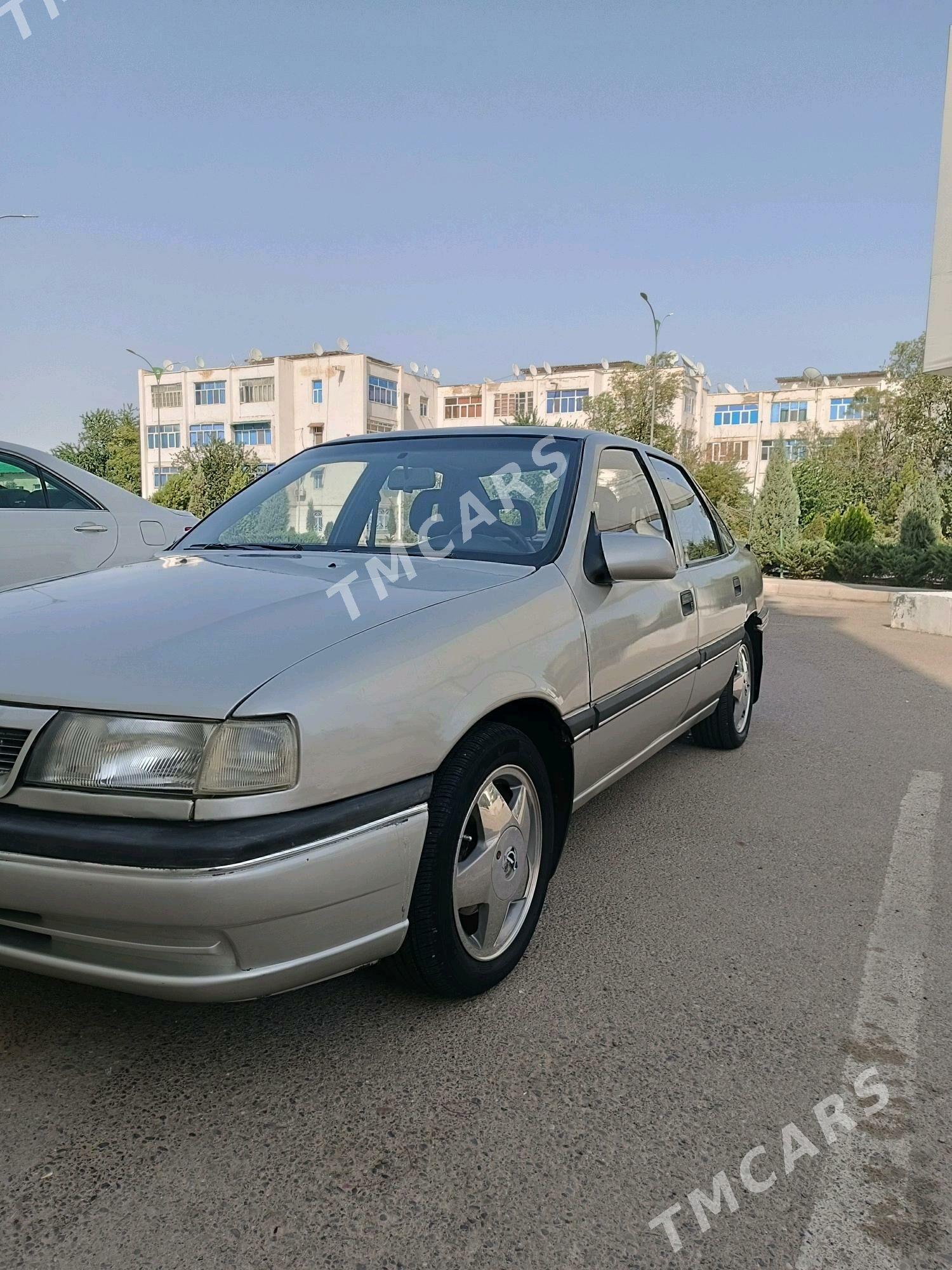 Opel Vectra 1993 - 45 000 TMT - Mary - img 6
