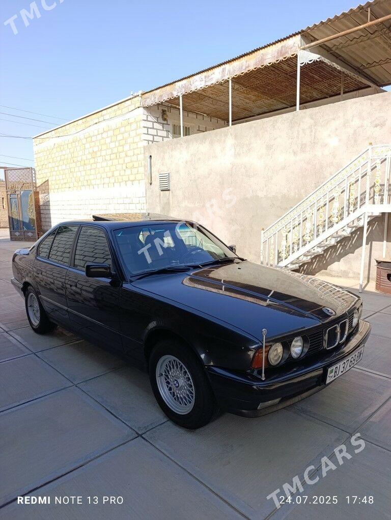 BMW 525 1993 - 90 000 TMT - Gyzylarbat - img 9