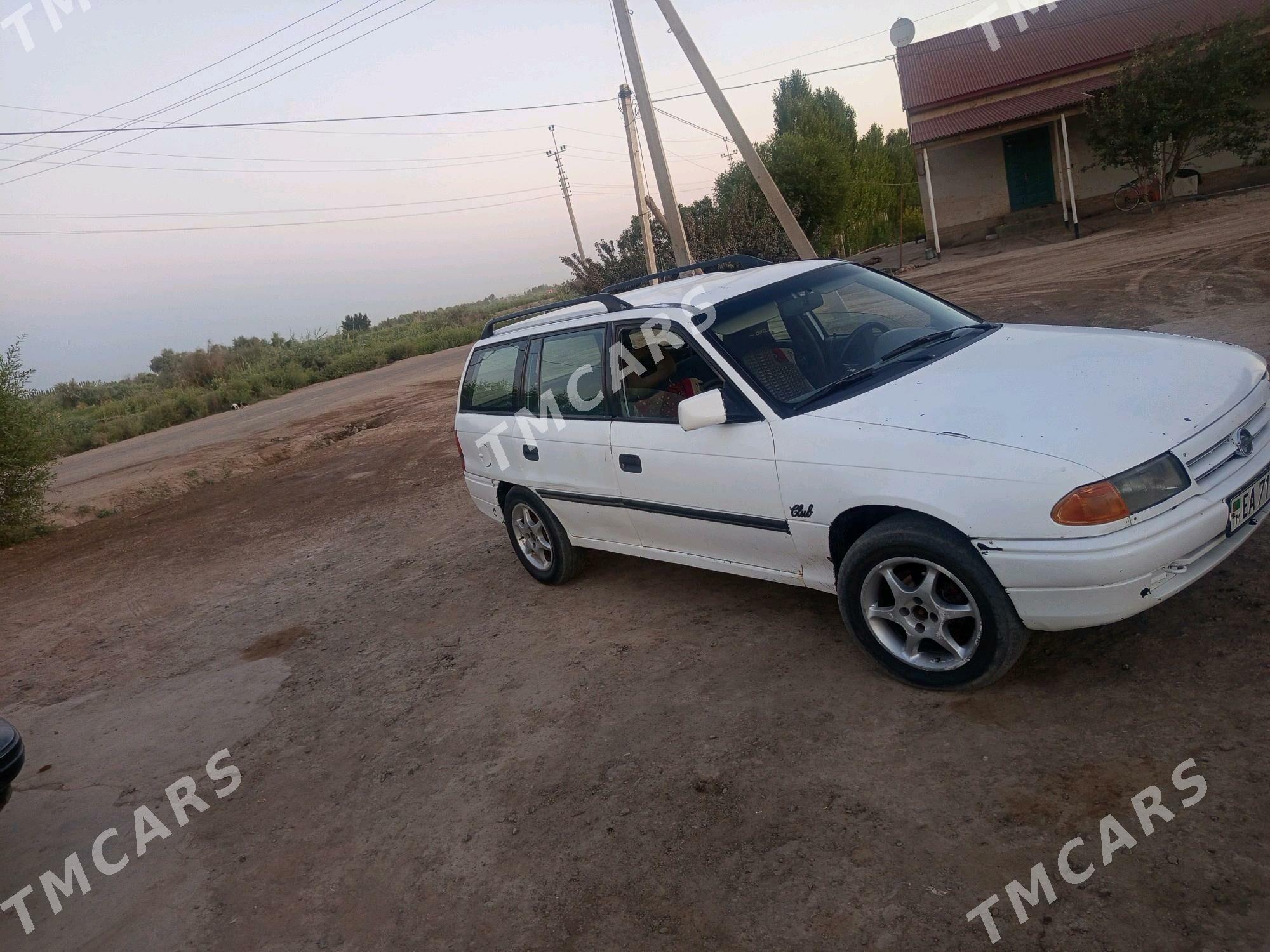 Opel Astra 1992 - 27 000 TMT - Кёнеургенч - img 2