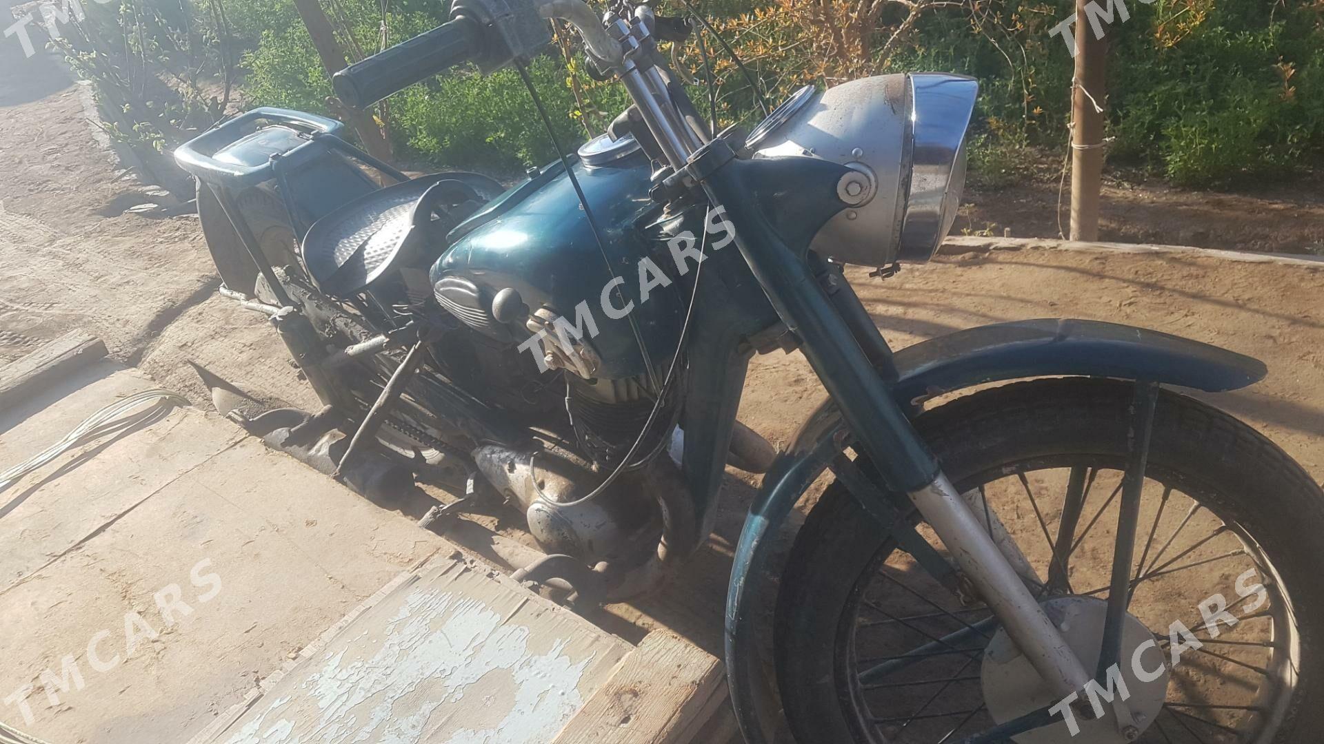 Jawa 300 1980 - 12 000 TMT - Чарджоу - img 2