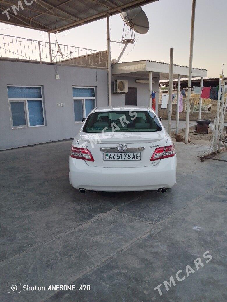Toyota Camry 2011 - 180 000 TMT - Garadamak - img 4
