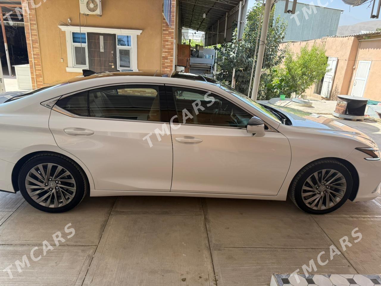Lexus ES 350 2019 - 725 200 TMT - Гёкдепе - img 2