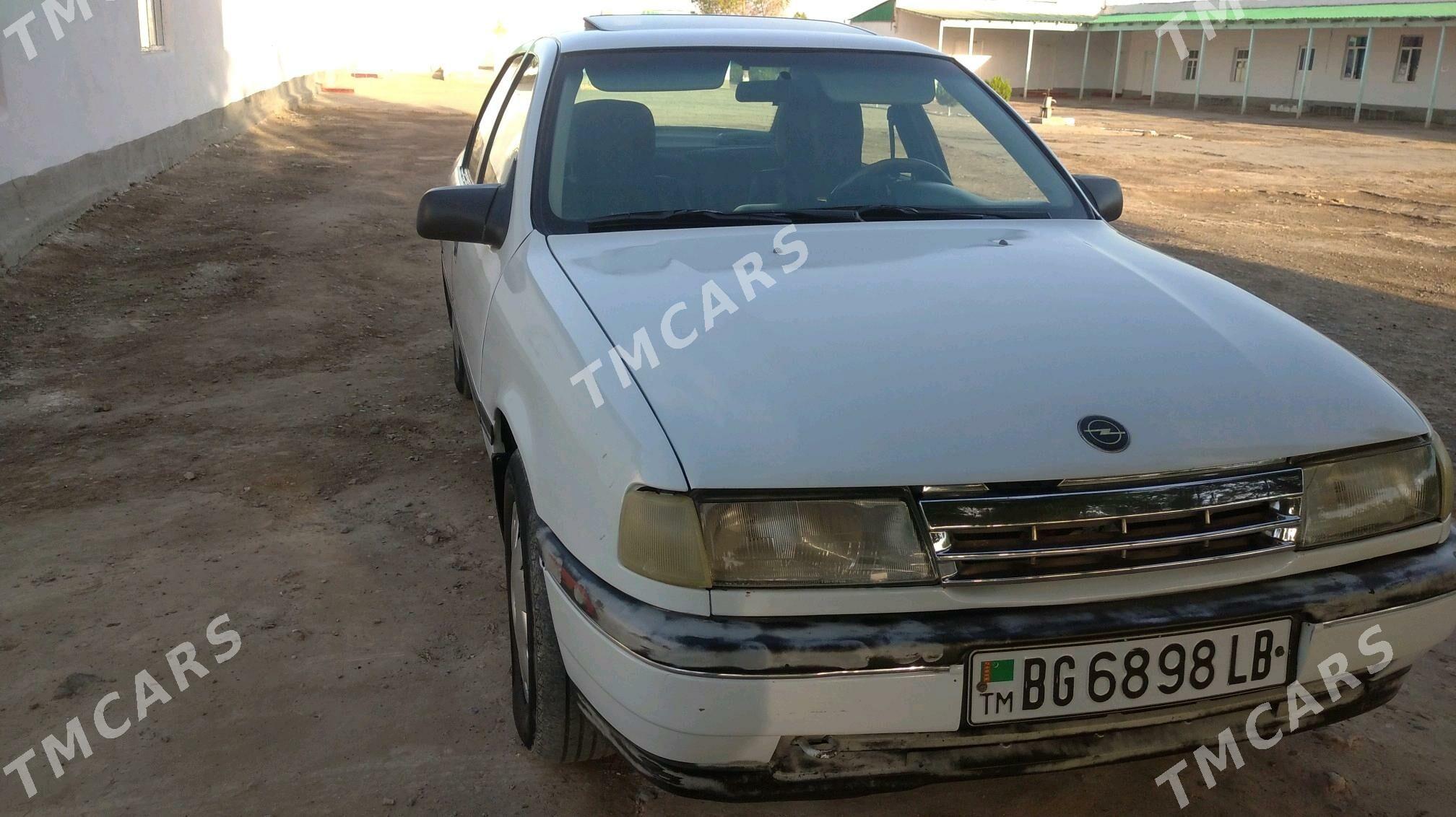 Opel Vectra 1993 - 32 000 TMT - Фарап - img 2