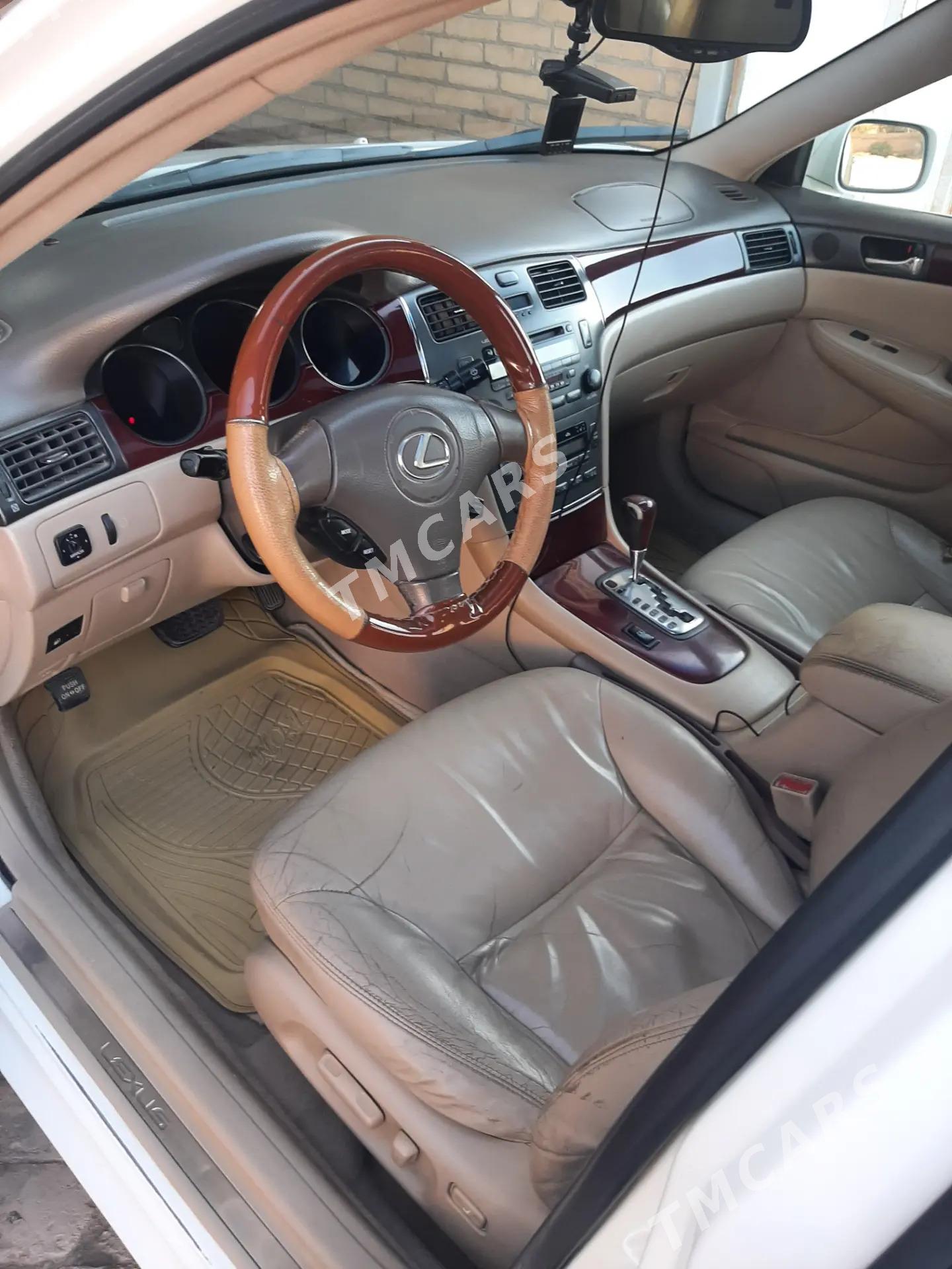 Lexus ES 300 2002 - 190 000 TMT - Halaç - img 4