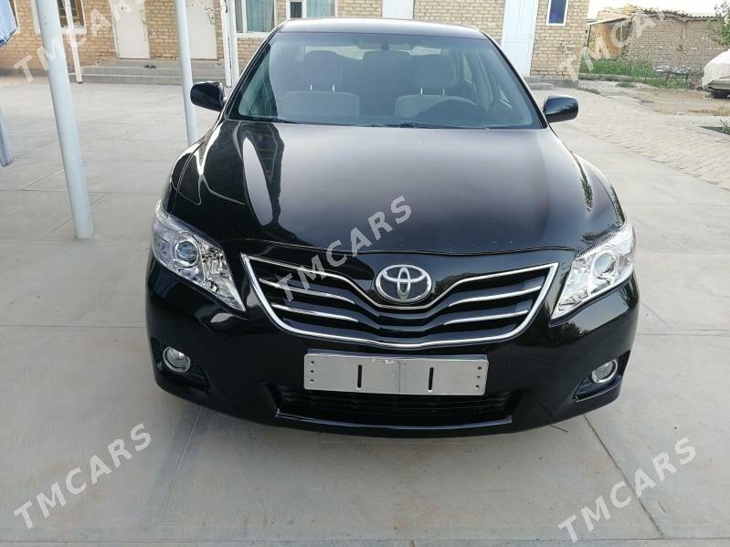 Toyota Camry 2010 - 186 000 TMT - Mary - img 3