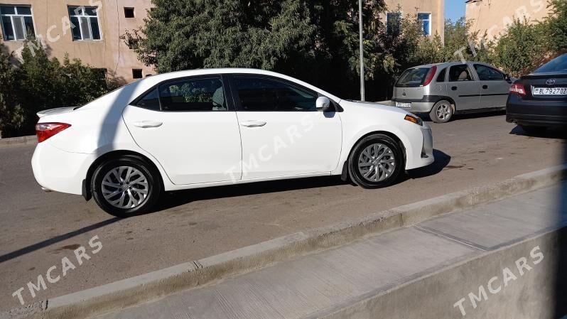 Toyota Corolla 2019 - 210 000 TMT - Daşoguz - img 9