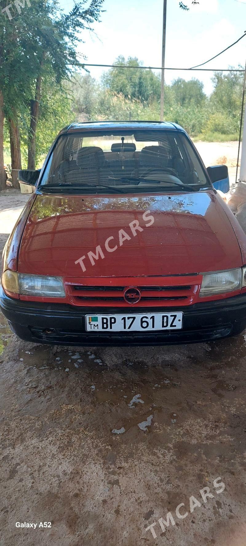 Opel Astra 1993 - 18 000 TMT - Губадаг - img 3