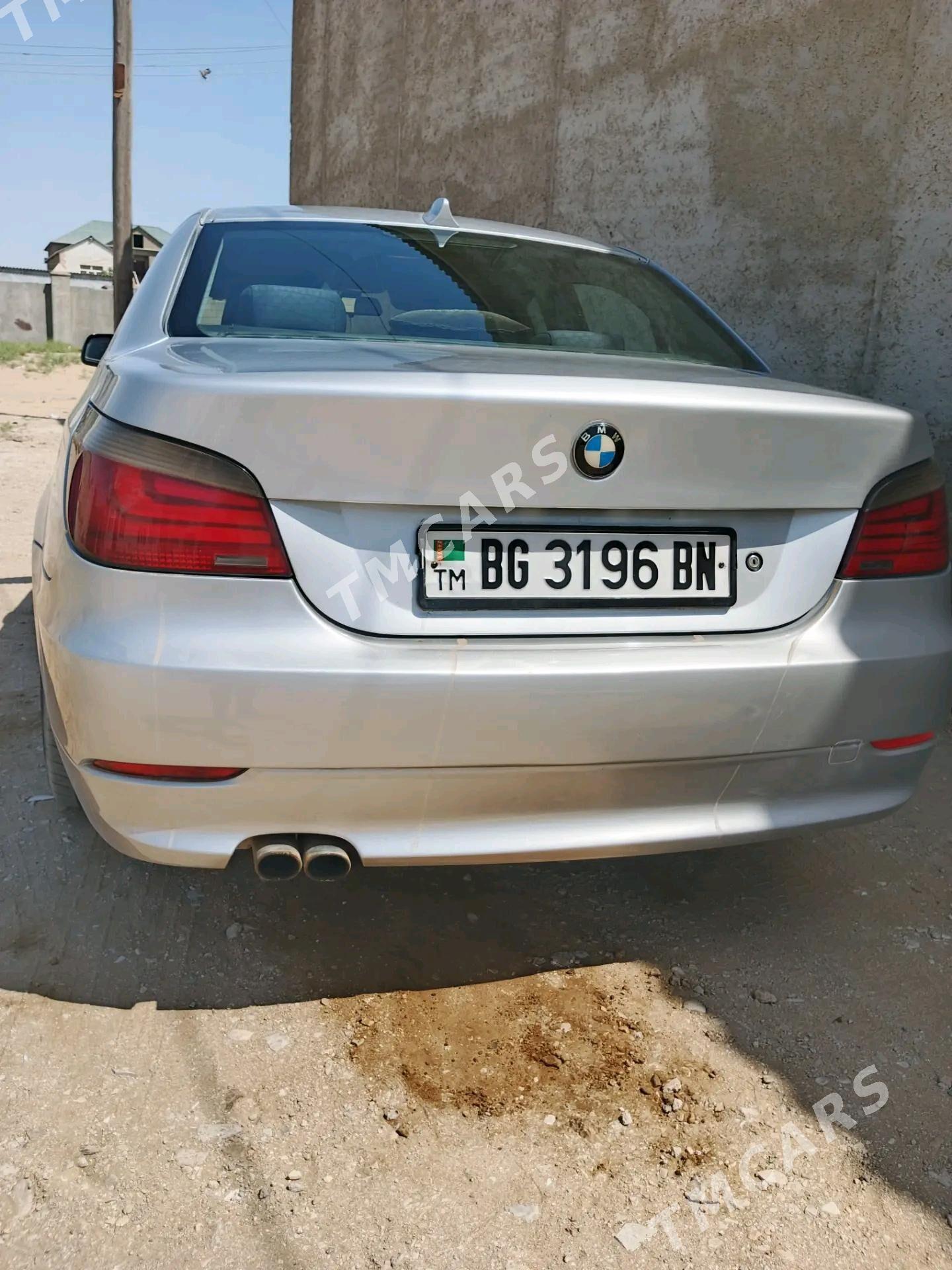 BMW E39 2004 - 160 000 TMT - Hazar - img 2