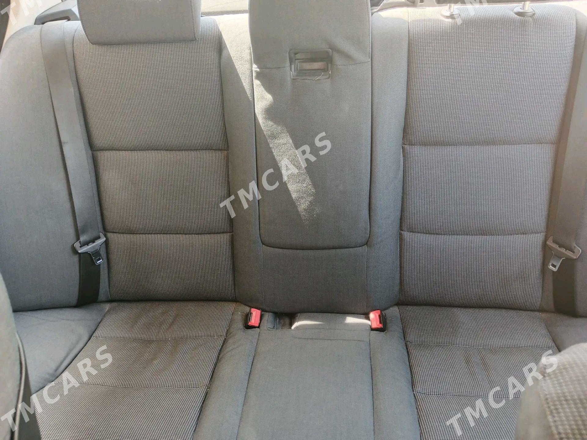 BMW E39 2004 - 160 000 TMT - Hazar - img 3