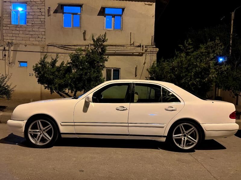 Mercedes-Benz E320 1996 - 58 000 TMT - Türkmenbaşy - img 2