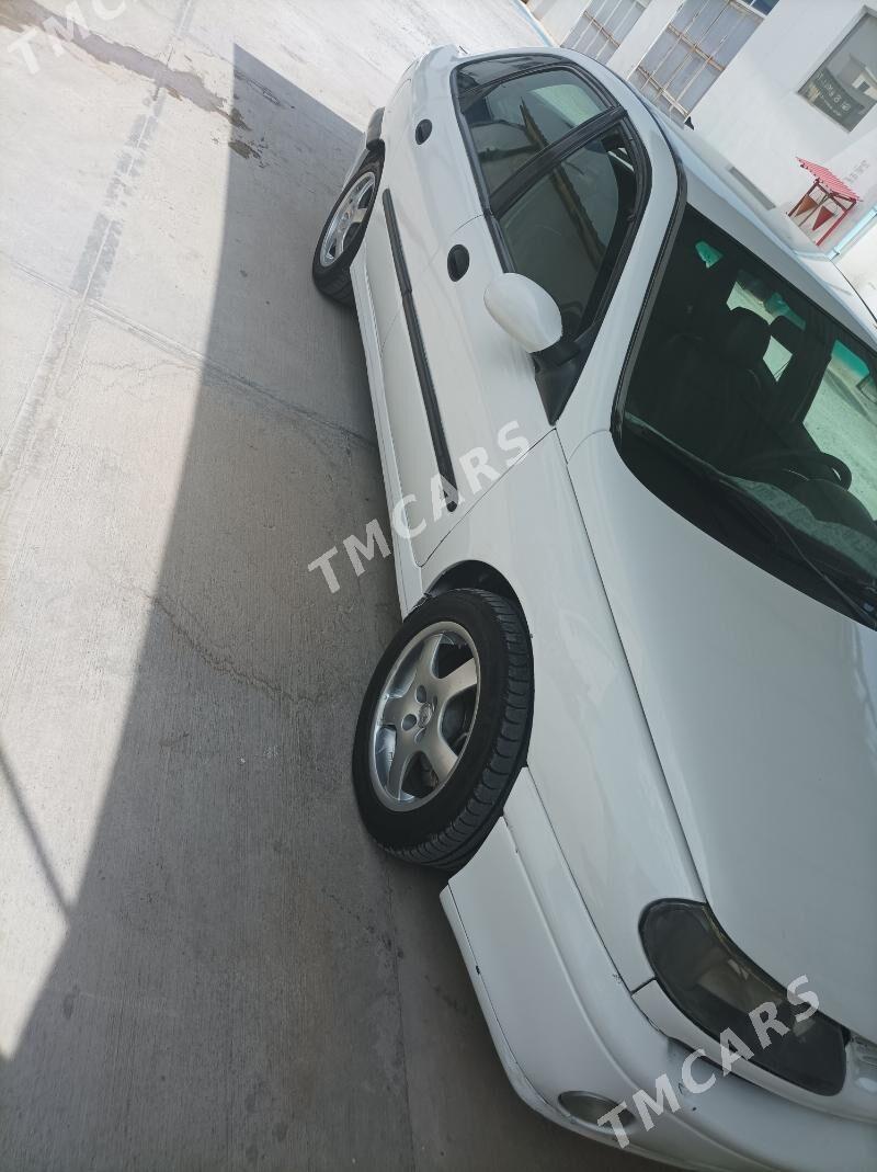 Renault Laguna 1 2000 - 40 000 TMT - Garadamak - img 2