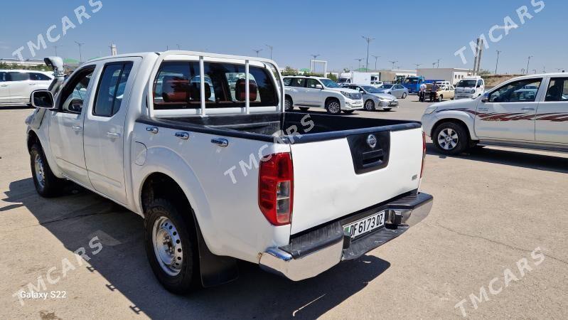 Nissan Navara 2012 - 145 000 TMT - Дашогуз - img 7