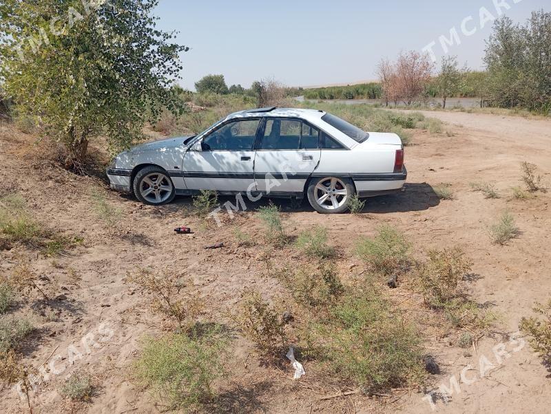 Opel Omega 1991 - 25 000 TMT - Чарджоу - img 2