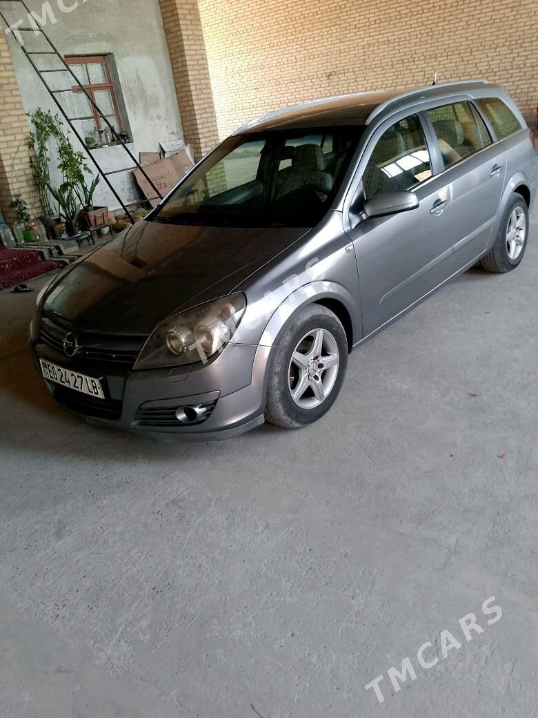 Opel Astra 2004 - 79 000 TMT - Дянев - img 6