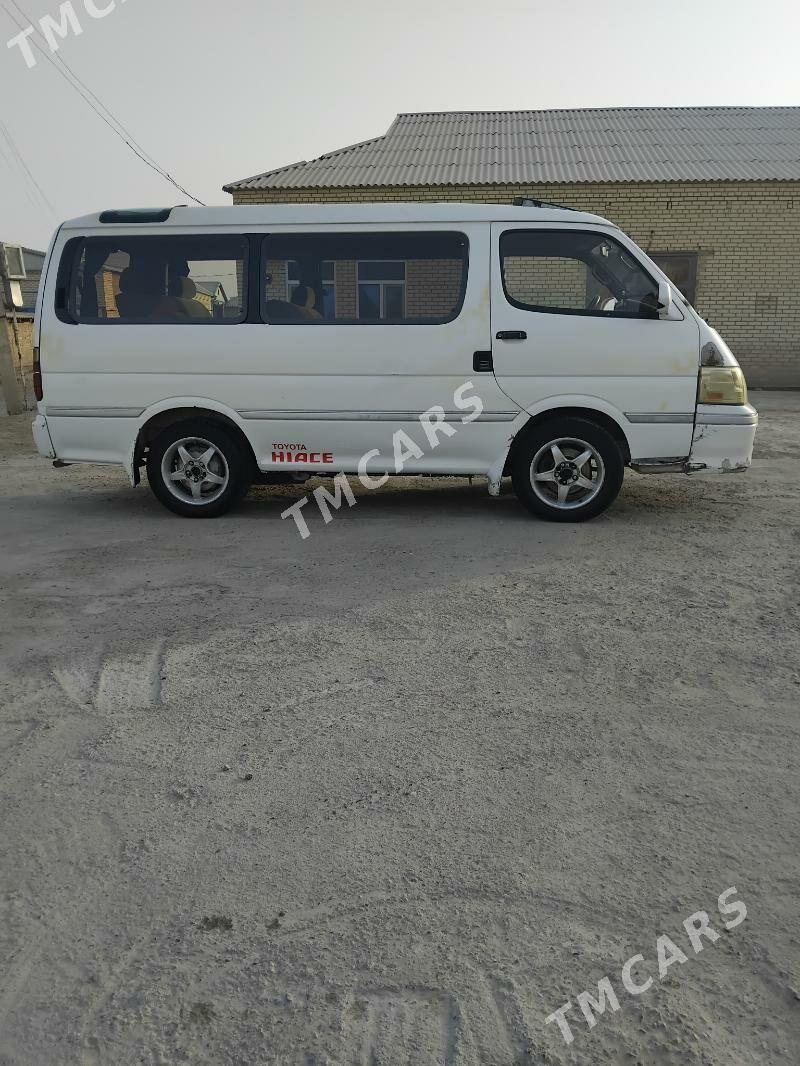 Toyota Hiace 2001 - 50 000 TMT - Mary - img 3