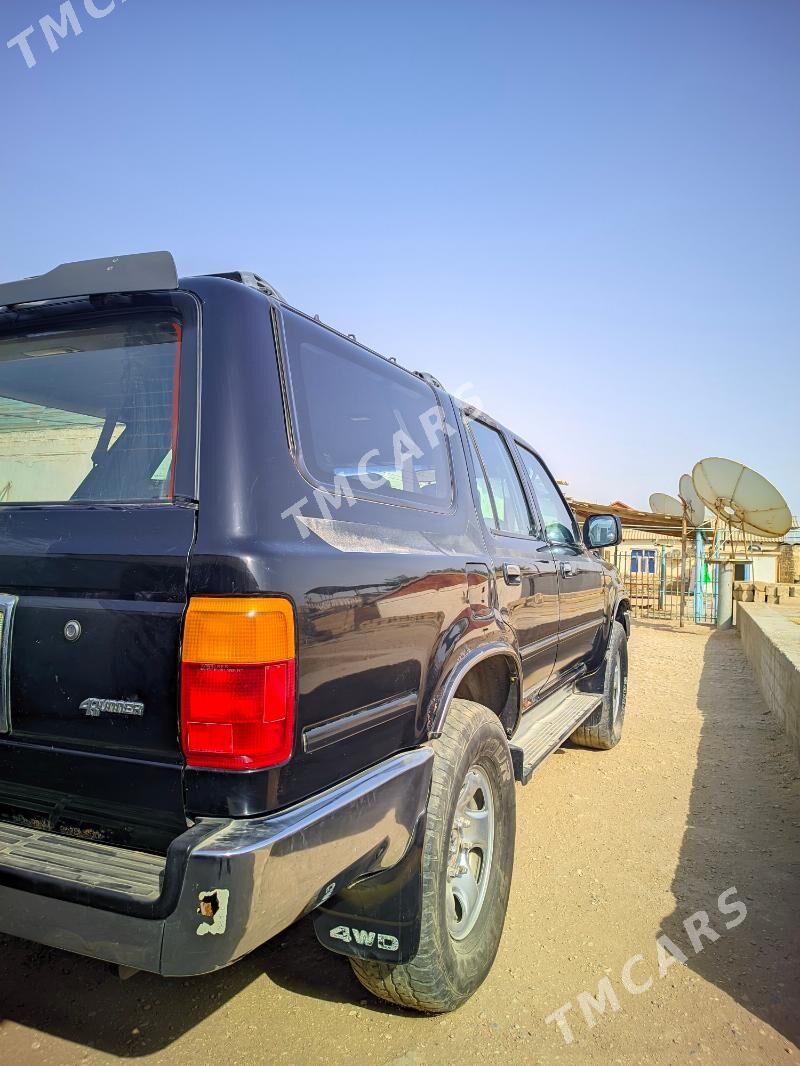 Toyota 4Runner 1994 - 40 000 TMT - Гумдаг - img 2