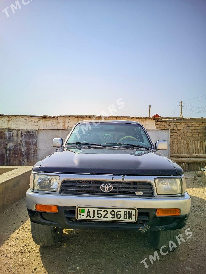 Toyota 4Runner 1994 - 40 000 TMT - Гумдаг - img 3