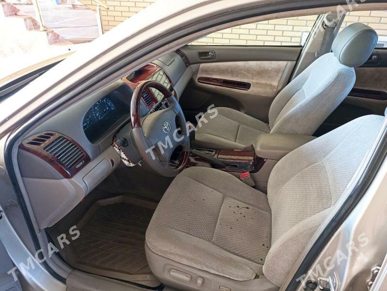 Toyota Camry 2004 - 135 000 TMT - Мары - img 2