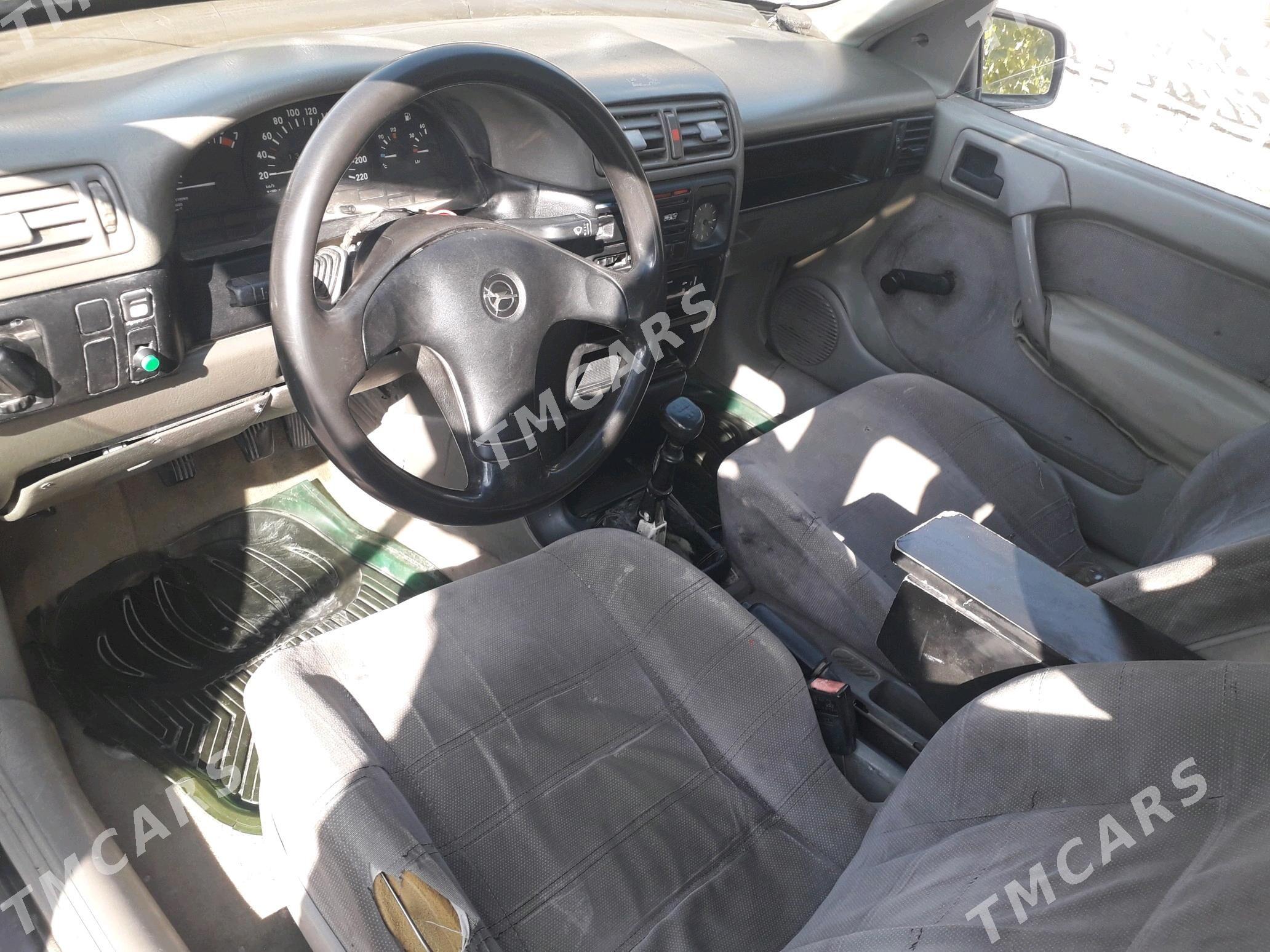 Opel Vectra 1992 - 25 000 TMT - Türkmenabat - img 3