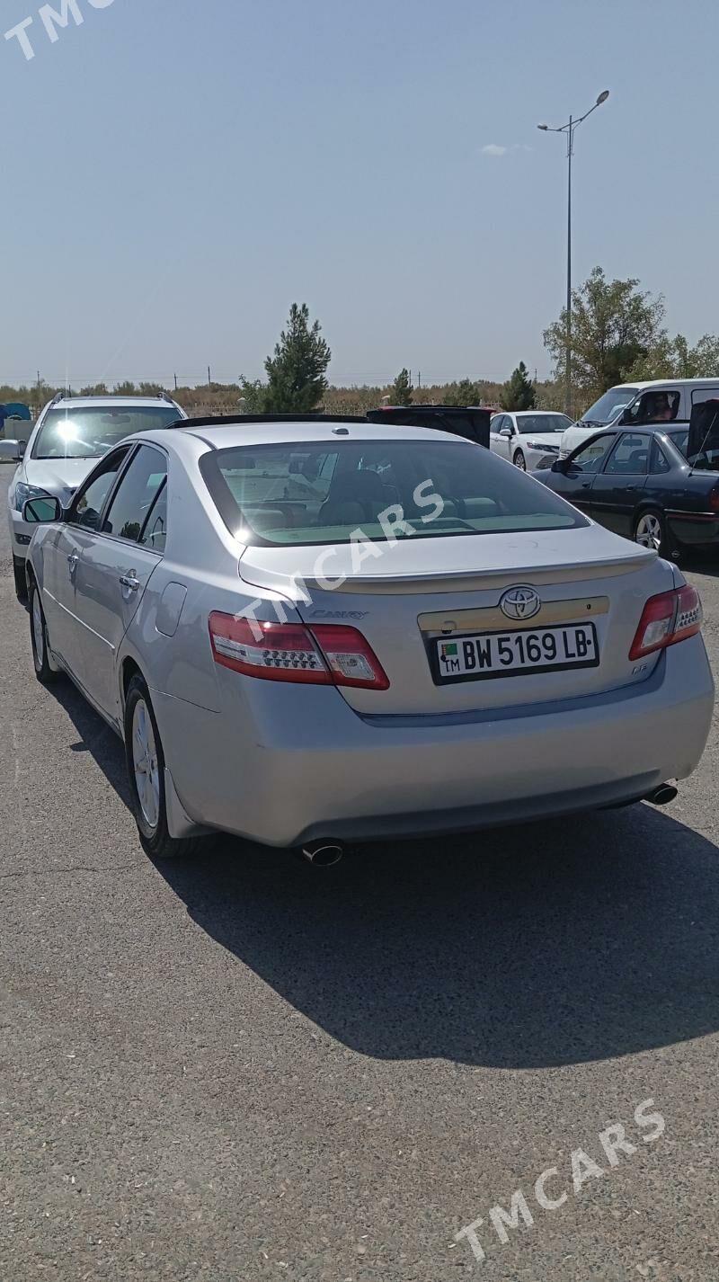 Toyota Camry 2010 - 230 000 TMT - Türkmenabat - img 6