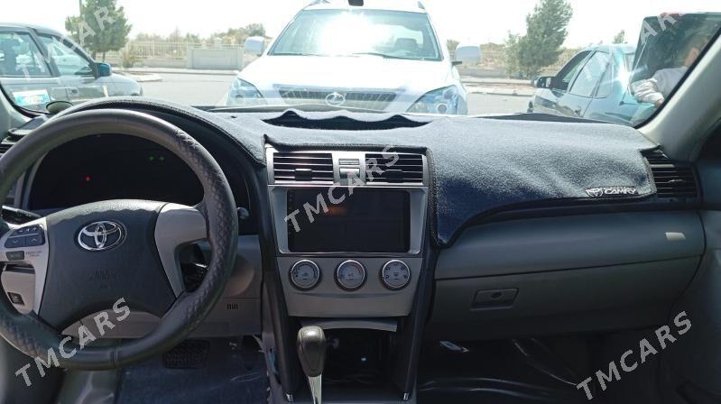 Toyota Camry 2010 - 230 000 TMT - Türkmenabat - img 3