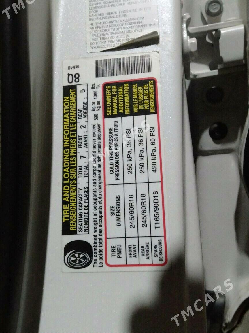 Toyota Highlander 2018 - 420 000 TMT - Дянев - img 9
